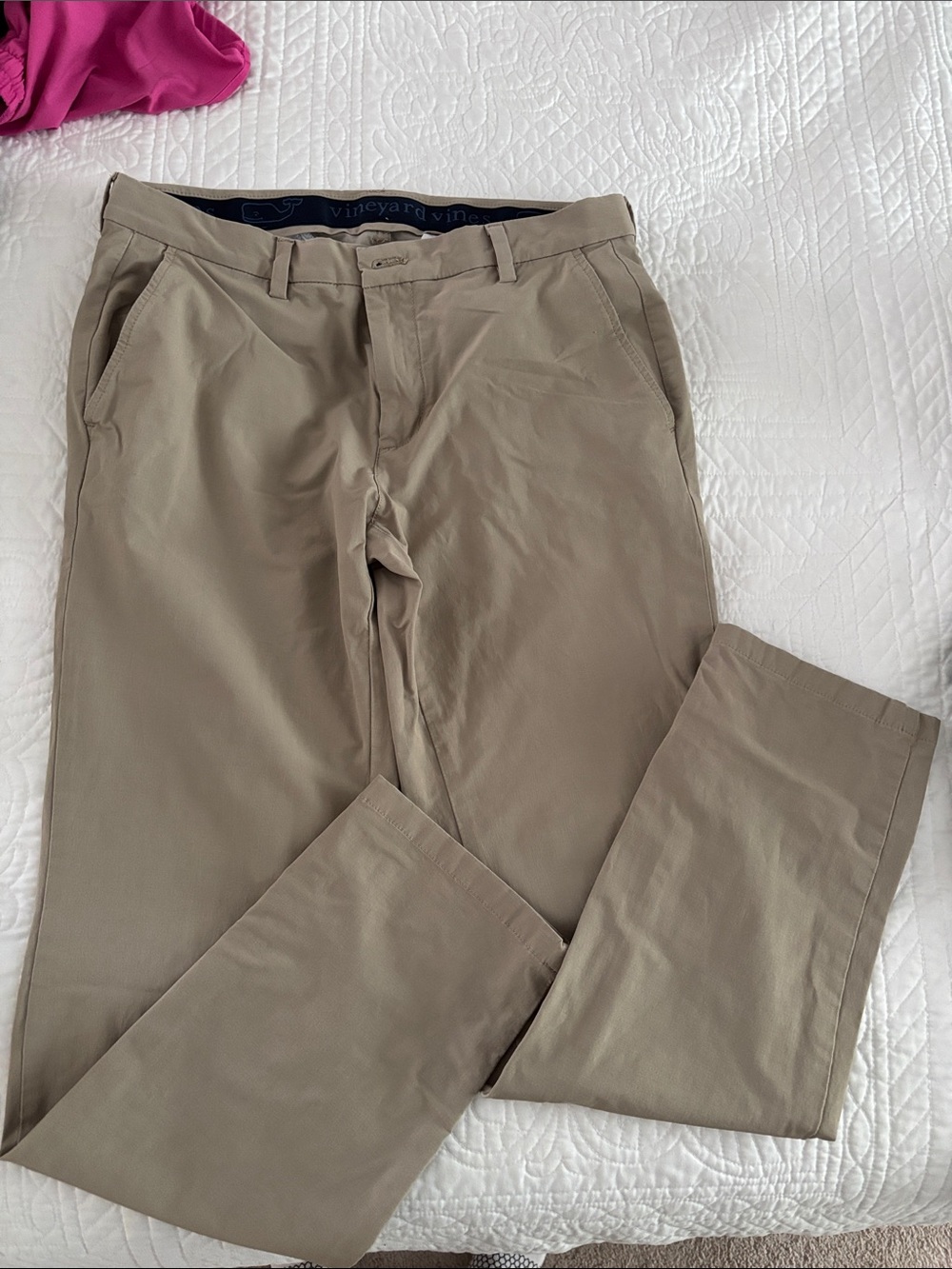Vineyard Vines Men’s Tan Pants - performance collection
